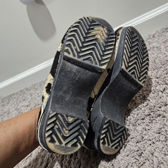 Sanita Cow Hide Clogs From Poland Size 8.5/9 With Few Flaws Inside Shoe - Picture 9 of 10